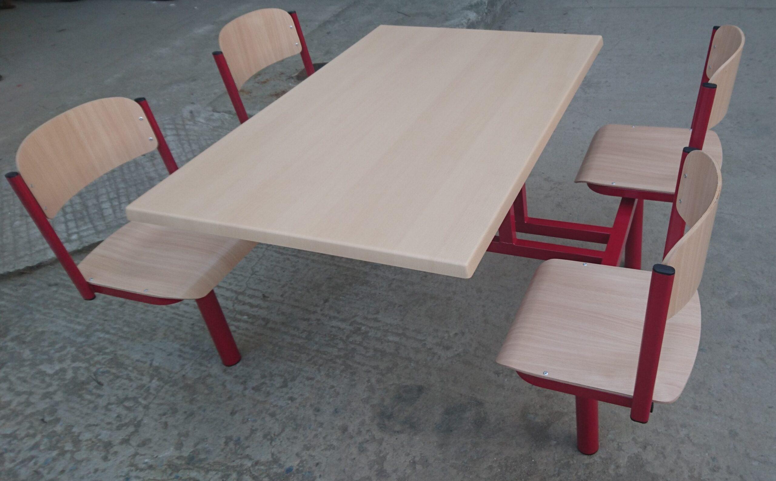 J&iacute;deln&iacute; set DENIS